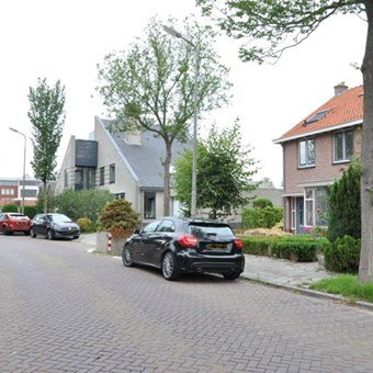 Sassenheim, Adelborst van Leeuwenlaan, hoekwoning - foto 2