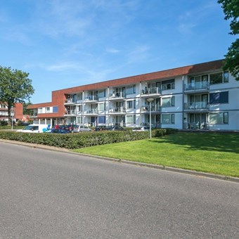 Emmen, Landschaplaan, galerijflat - foto 2