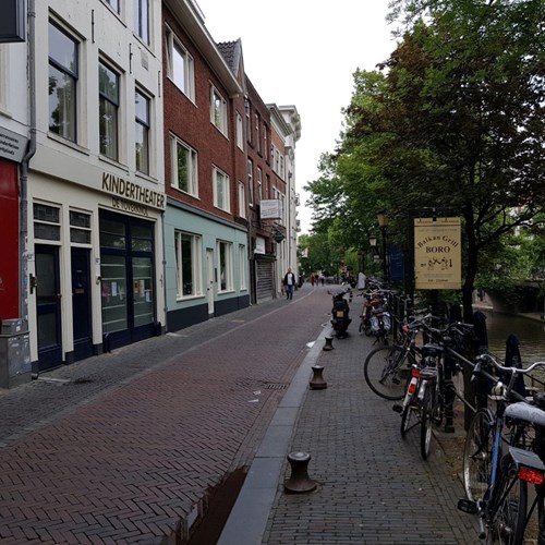 Utrecht, Oudegracht, galerijflat - foto 1