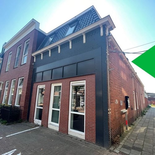 Delfzijl, Landstraat, zelfstandige studio - foto 1