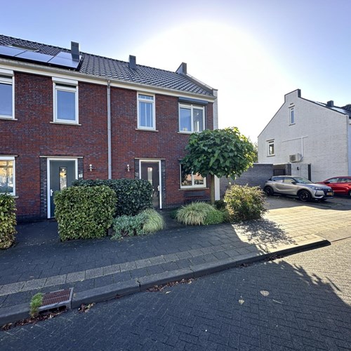 Amersfoort, Straat van Messina, hoekwoning - foto 1