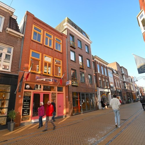 Groningen, Folkingestraat, galerijflat - foto 1