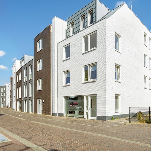 Nootdorp, Dorpsstraat, bovenwoning - foto 1