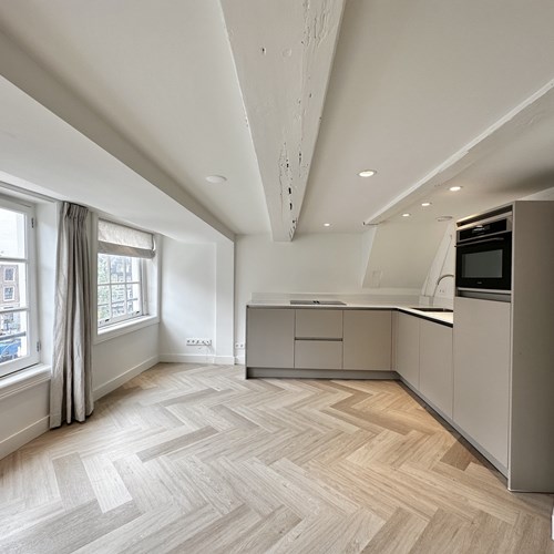 Amsterdam, Nieuwezijds Voorburgwal, 3-kamer appartement - foto 1