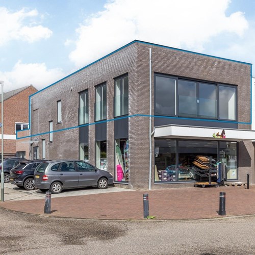 Nuth, Donatusstraat, bovenwoning - foto 1