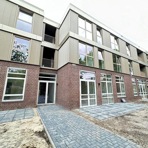 Eindhoven, Heezerweg, portiekflat - foto 1