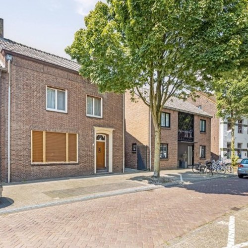 Venray, Patersstraat, half vrijstaande woning - foto 1