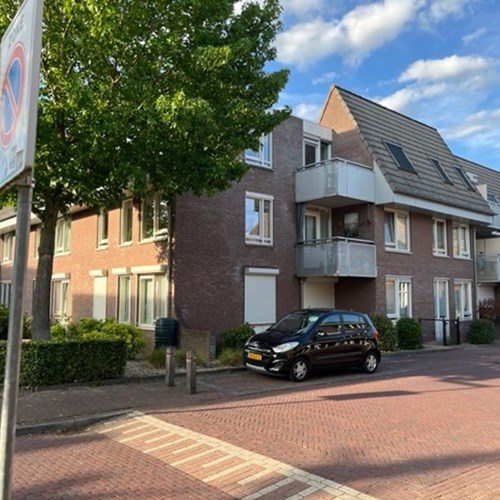 Roggel, Kerkstraat, benedenwoning - foto 1