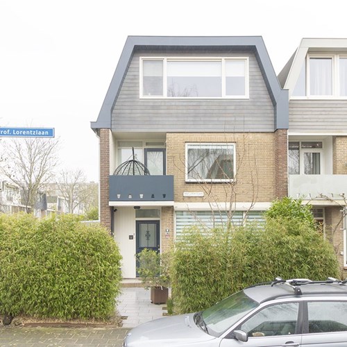 Amstelveen, Prof. Lorentzlaan, hoekwoning - foto 1