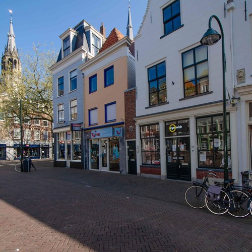 Delft, Burgwal E, zelfstandige studio - foto 1