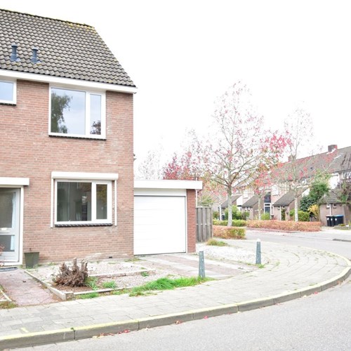 Steenbergen (NB), Noorddonk, hoekwoning - foto 1