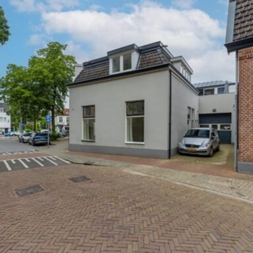 Bussum, Sint Vitusstraat, hoekwoning - foto 1