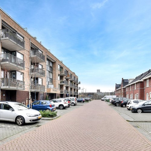 Breda, Mgr Horsthuisstraat, hoekappartement - foto 1